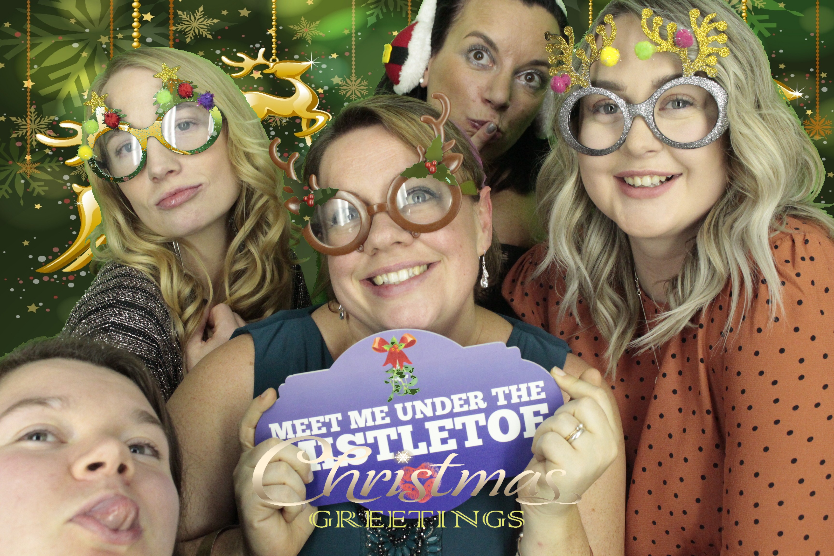 Waitrose Christmas Party 2019 | View more photos from the event at gallery.myphotoboothexperience.co.uk/u/MyPhotoBoothExperienceLtd/Waitrose-Christmas-Party-2019